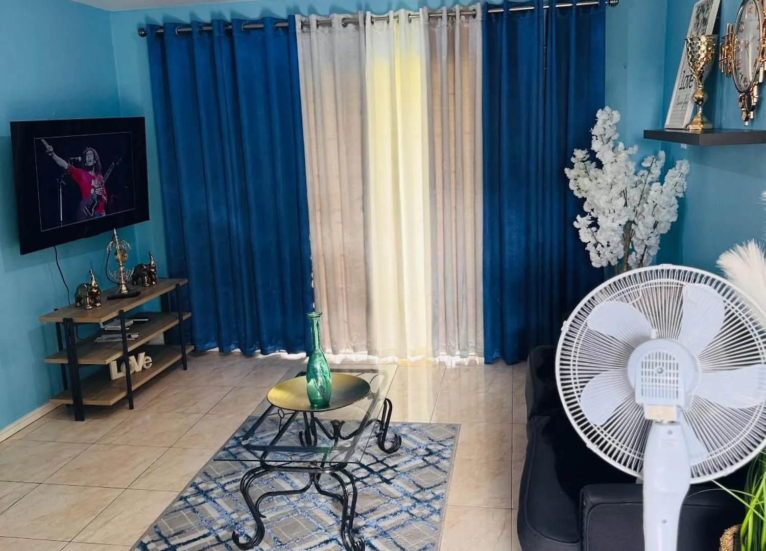 Chelsea Bliss Apartment Kingston